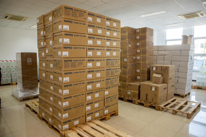 Remise des kits d'hémodialyse à l'hôpital ELBO d'OYO Remise des kits d'hémodialyse à l'hôpital ELBO d'OYO