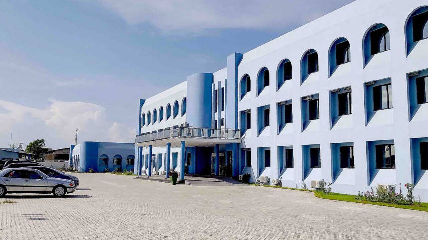 CORAF: L’administrateur général rassure la clientèle suite à l’arrêt technique survenu sur la chaine de production CORAF: L’administrateur général rassure la clientèle suite à l’arrêt technique survenu sur la chaine de production