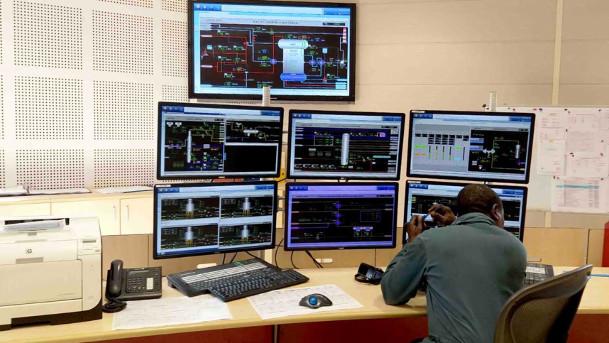 Descente inopinée du DG Maixent Raoul Ominga à la CORAF après signalement d'un incident au niveau du Générateur N°4 Descente inopinée du DG Maixent Raoul Ominga à la CORAF après signalement d'un incident au niveau du Générateur N°4