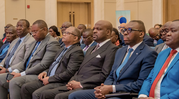 Lancement du roadshow sur "l’emprunt obligataire par appel public à l'épargne" de la SNPC à Brazzaville Lancement du roadshow sur "l’emprunt obligataire par appel public à l'épargne" de la SNPC à Brazzaville