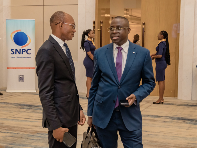 Lancement du roadshow sur "l’emprunt obligataire par appel public à l'épargne" de la SNPC à Brazzaville Lancement du roadshow sur "l’emprunt obligataire par appel public à l'épargne" de la SNPC à Brazzaville