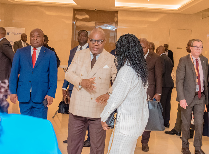 Lancement du roadshow sur "l’emprunt obligataire par appel public à l'épargne" de la SNPC à Brazzaville Lancement du roadshow sur "l’emprunt obligataire par appel public à l'épargne" de la SNPC à Brazzaville