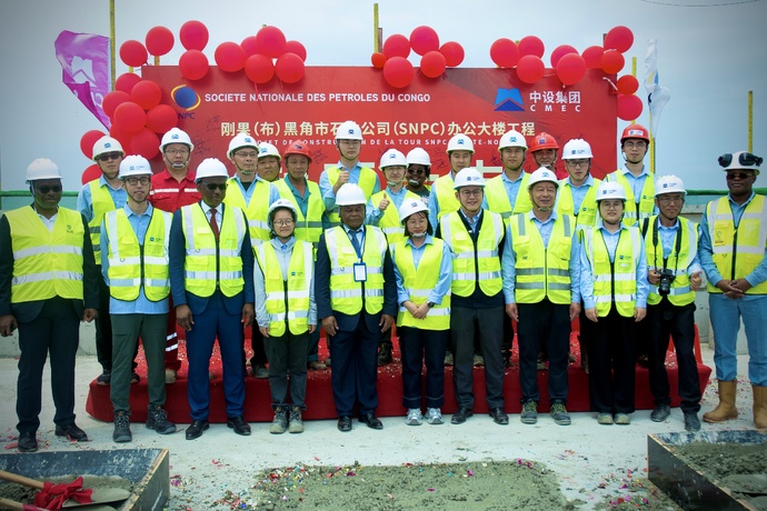 Cérémonie d’achèvement du gros œuvre de la future Tour SNPC Cérémonie d’achèvement du gros œuvre de la future Tour SNPC