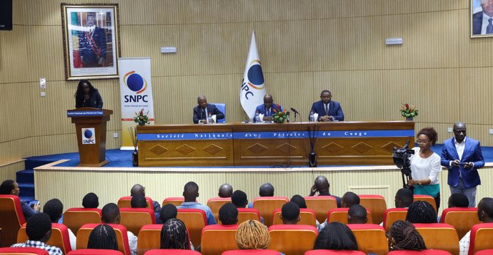 Bourses SNPC 2025 : destination Algérie et Azerbaïdjan Bourses SNPC 2025 : destination Algérie et Azerbaïdjan