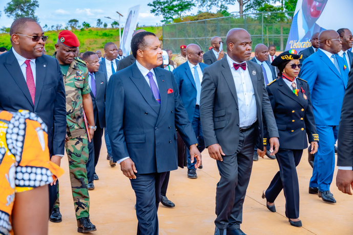 Inauguration du Lycée d’Enseignement Général Simon-Pierre Kikhounga-Ngot à LOUVAKOU