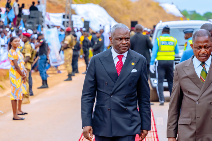 Inauguration du Lycée d’Enseignement Général Simon-Pierre Kikhounga-Ngot à LOUVAKOU Inauguration du Lycée d’Enseignement Général Simon-Pierre Kikhounga-Ngot à LOUVAKOU