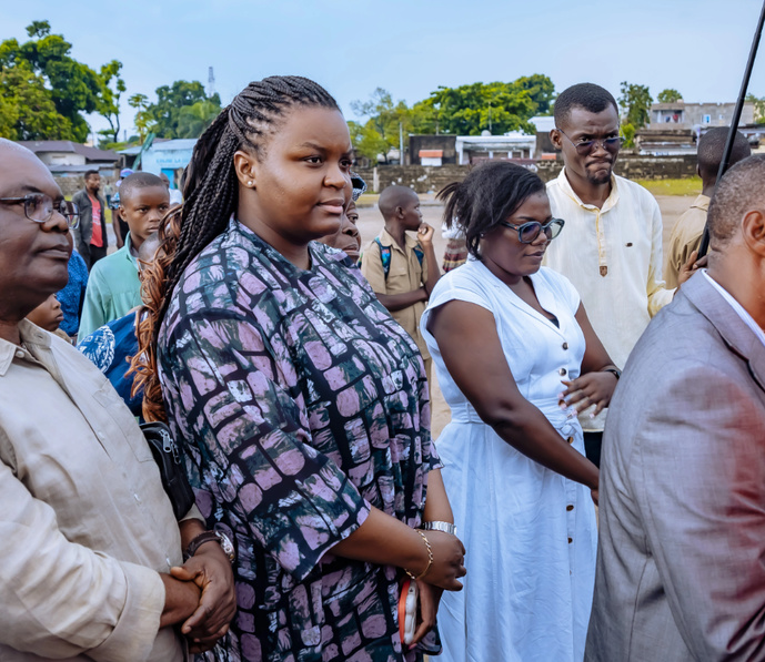 Rituels traditionnels sur les sites des futures écoles de l'Amitié et Angola Libre Rituels traditionnels sur les sites des futures écoles de l'Amitié et Angola Libre