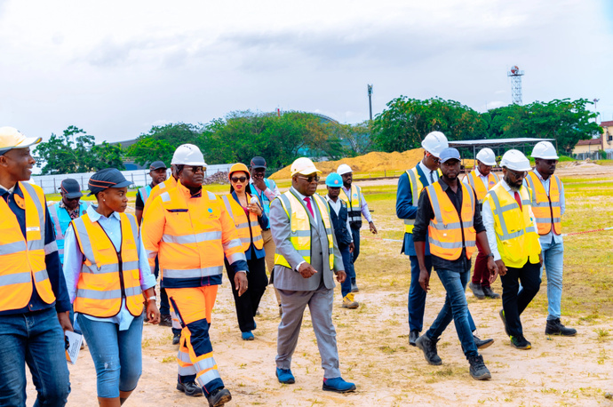 Visite du futur dépôt en construction - SNPC Aviation