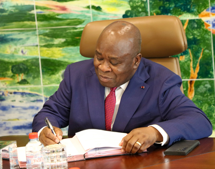 Bourses SNPC : quatre nouveaux étudiants congolais en partance pour Bakou Bourses SNPC : quatre nouveaux étudiants congolais en partance pour Bakou