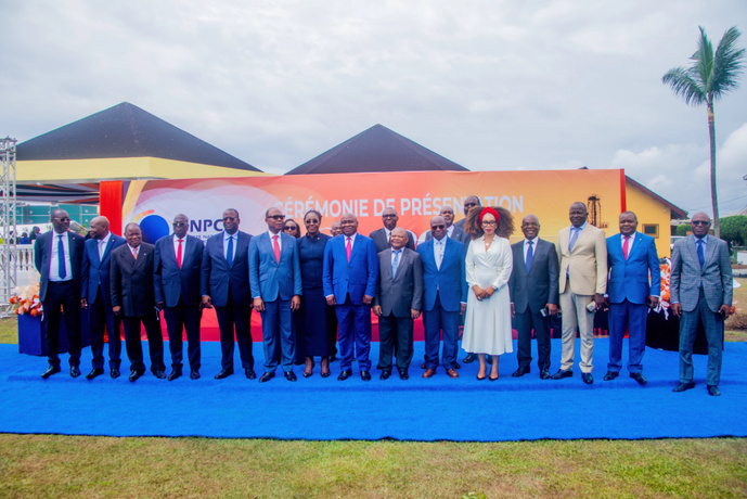 Pointe-Noire : les filiales du groupe SNPC reçoivent les vœux du Directeur général Pointe-Noire : les filiales du groupe SNPC reçoivent les vœux du Directeur général