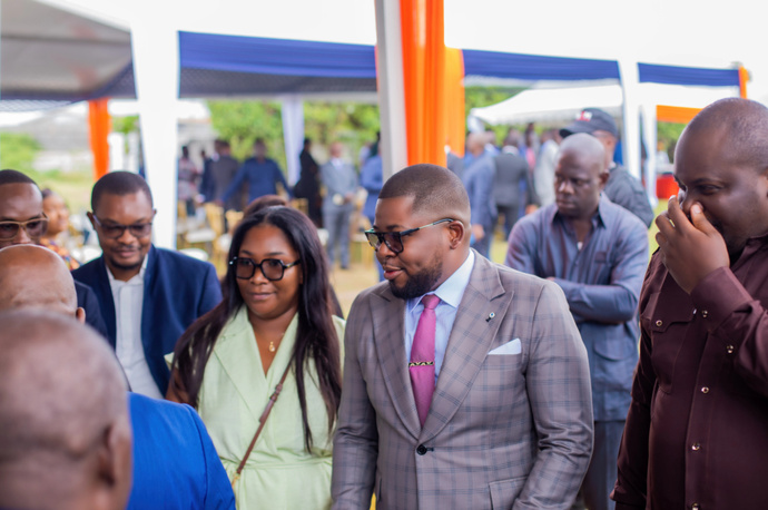 Pointe-Noire : les filiales du groupe SNPC reçoivent les vœux du Directeur général Pointe-Noire : les filiales du groupe SNPC reçoivent les vœux du Directeur général