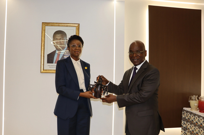 Coopération régionale : signature d’un MoU entre ILOGS et SONILS en Angola