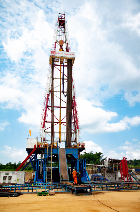 Le Directeur Général en visite sur les sites pétroliers de Nanga I et du Mayombe