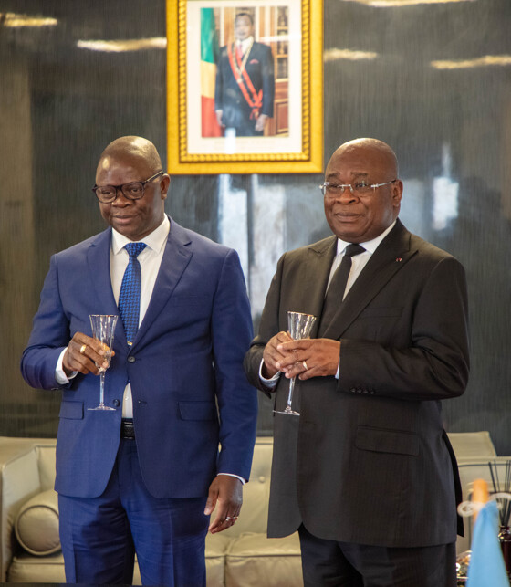 La SNPC et l'OMS signent un accord de partenariat pour renforcer les soins de santé primaires