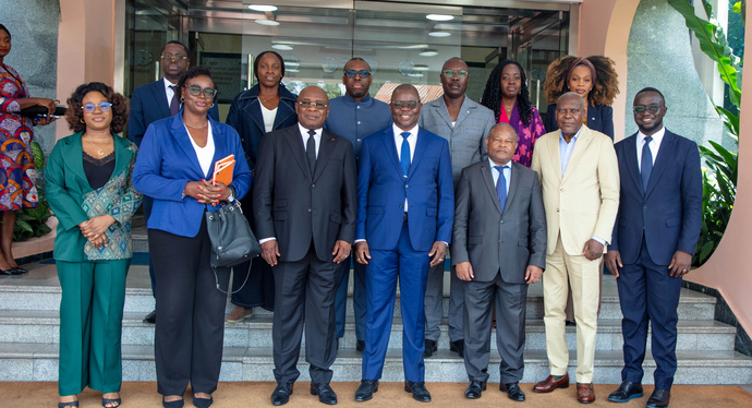 La SNPC et l'OMS signent un accord de partenariat pour renforcer les soins de santé primaires