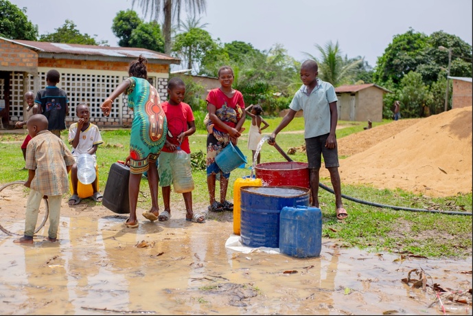 La Fondation du Groupe SNPC accélère son programme d’accès à l’eau potable à Impfondo La Fondation du Groupe SNPC accélère son programme d’accès à l’eau potable à Impfondo