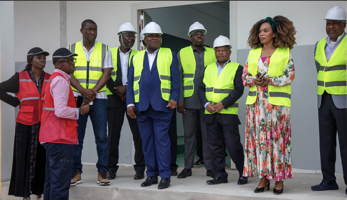 Plusieurs visites officielles sur le chantier du complexe scolaire Angola Libre