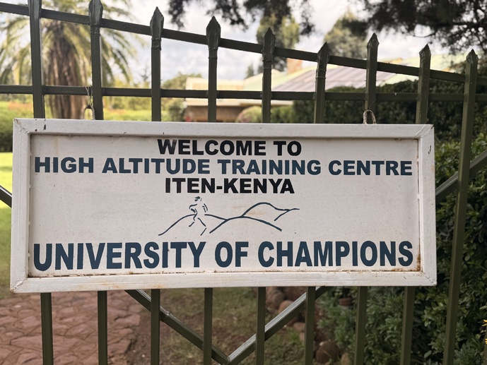 Départ pour le Kenya des dix athlètes congolais Départ pour le Kenya des dix athlètes congolais