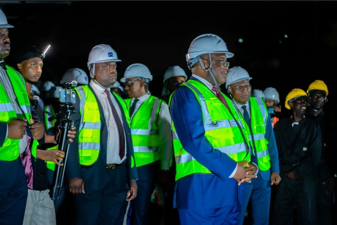 Le Directeur Général visite la Tour SNPC et salue l'avancement des travaux