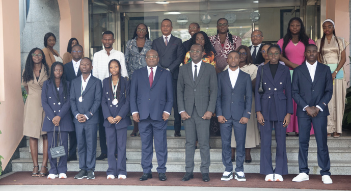 La SNPC reçoit la délégation congolaise médaillée aux Olympiades Panafricaines de Mathématiques 2026 La SNPC reçoit la délégation congolaise médaillée aux Olympiades Panafricaines de Mathématiques 2026