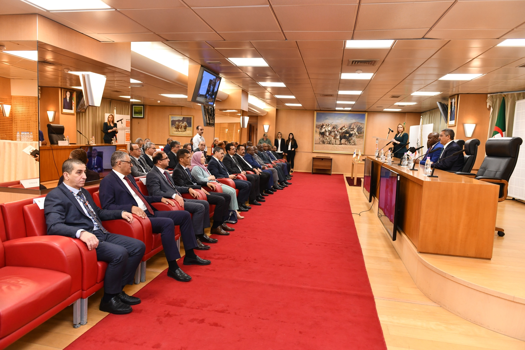 Signature d'un Protocole d'Entente entre la SNPC et SONATRACH Signature d'un Protocole d'Entente entre la SNPC et SONATRACH