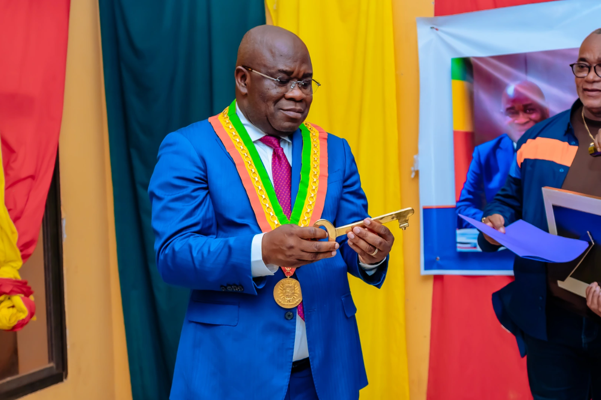 Le Directeur Général de la SNPC élevé au rang de Citoyen d'honneur de la ville de Dolisie