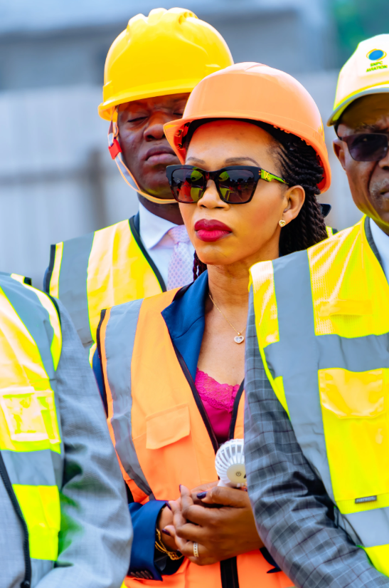 Visite du futur dépôt en construction - SNPC Aviation