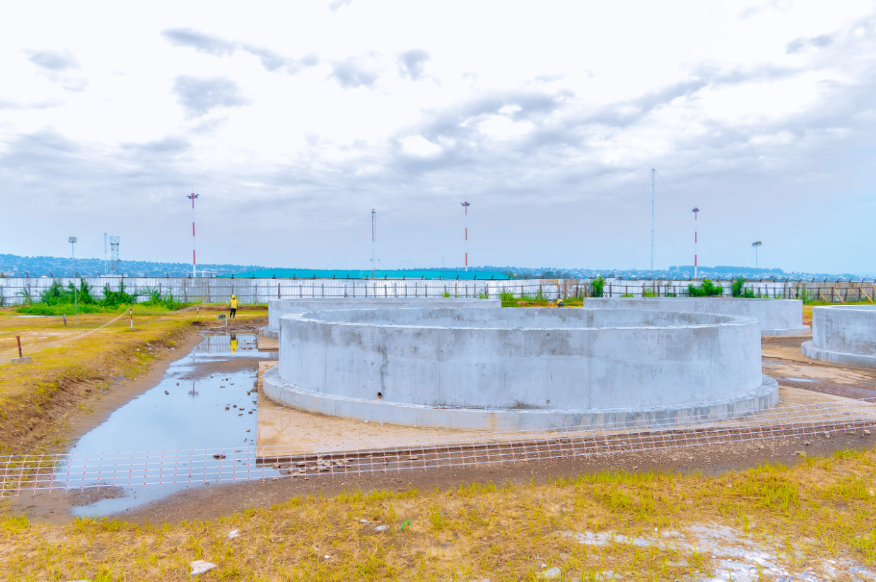 Visite du futur dépôt en construction - SNPC Aviation