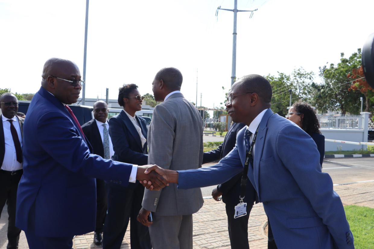 Coopération régionale : signature d’un MoU entre ILOGS et SONILS en Angola