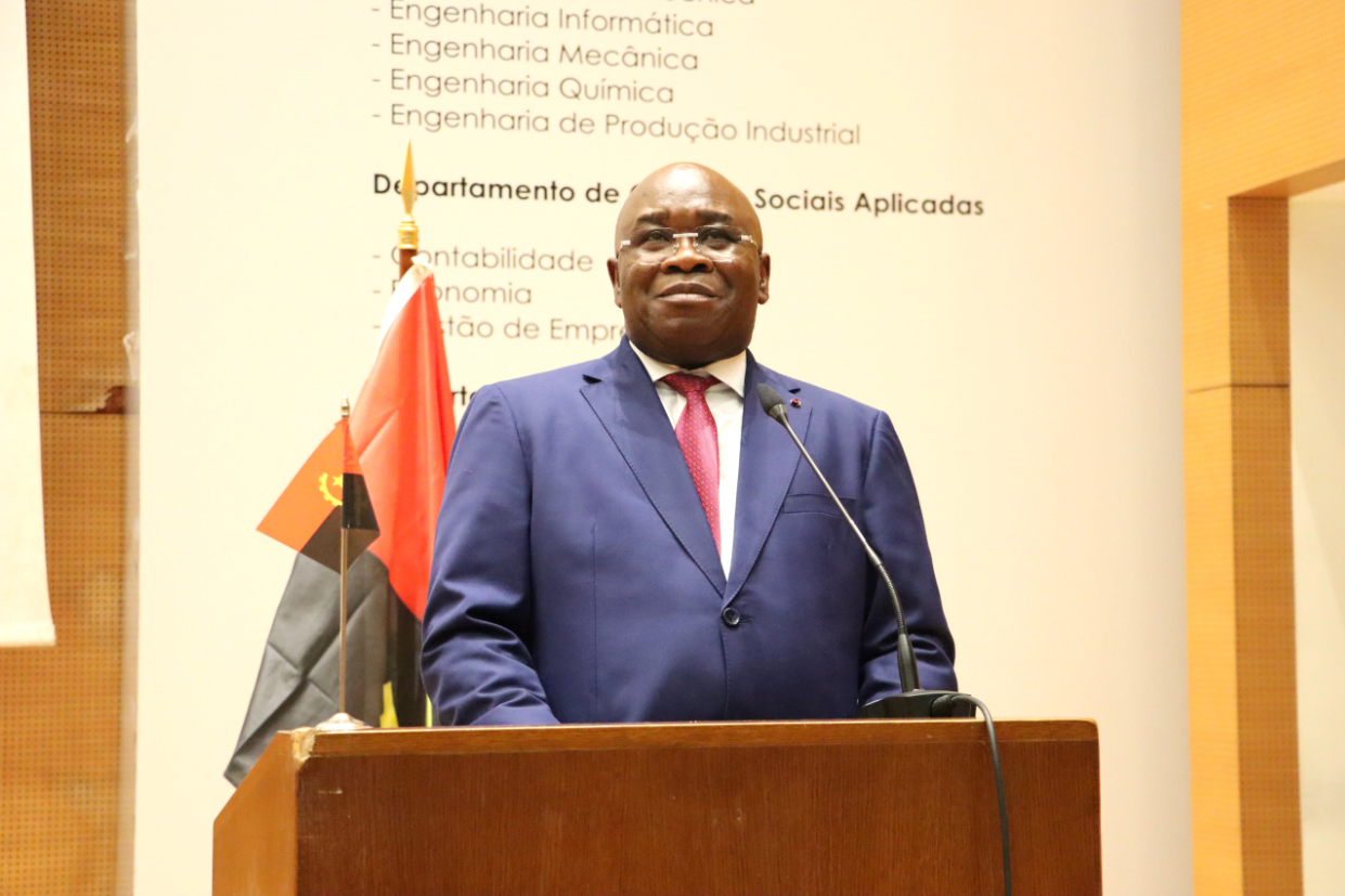 Coopération régionale : signature d’un MoU entre ILOGS et SONILS en Angola