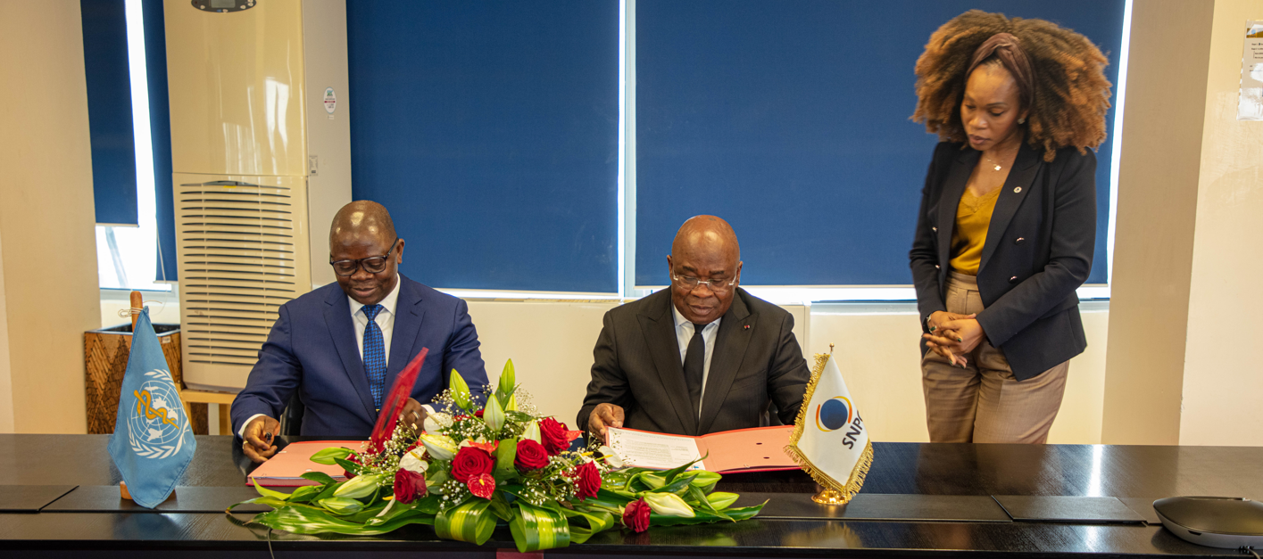 La SNPC et l'OMS signent un accord de partenariat pour renforcer les soins de santé primaires