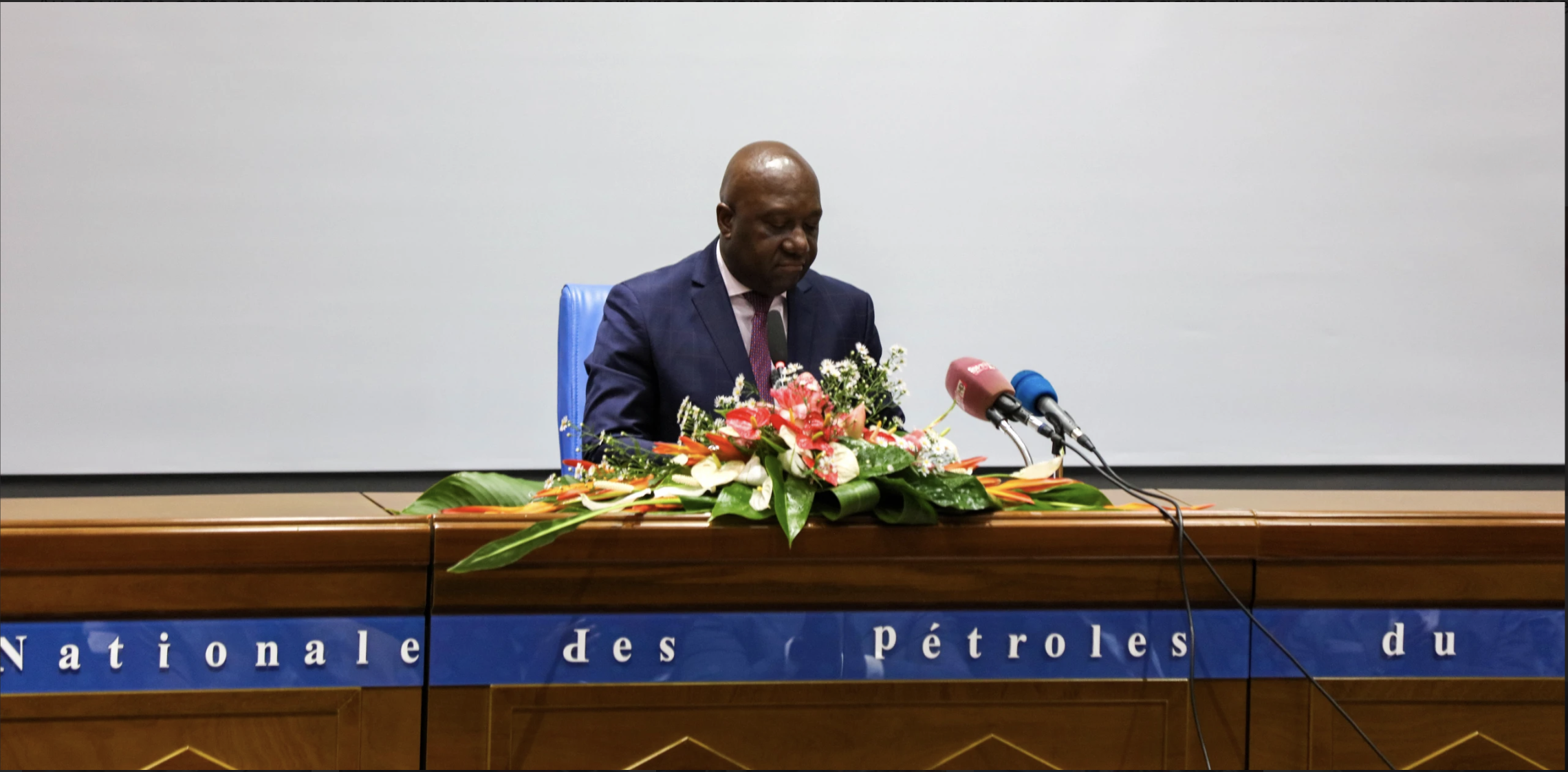 Allocution du Ministre des Hydrocarbures aux agents du ministère à la Tour SNPC