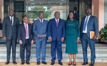 Monsieur Maixent Raoul Ominga honoré par la Médaille d’or de la Ligue universelle du bien public